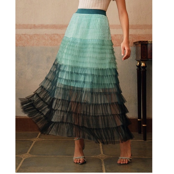 Classic Color Block Stretchy Waist Layered Tulle Maxi Skirt - Picture 1 of 12